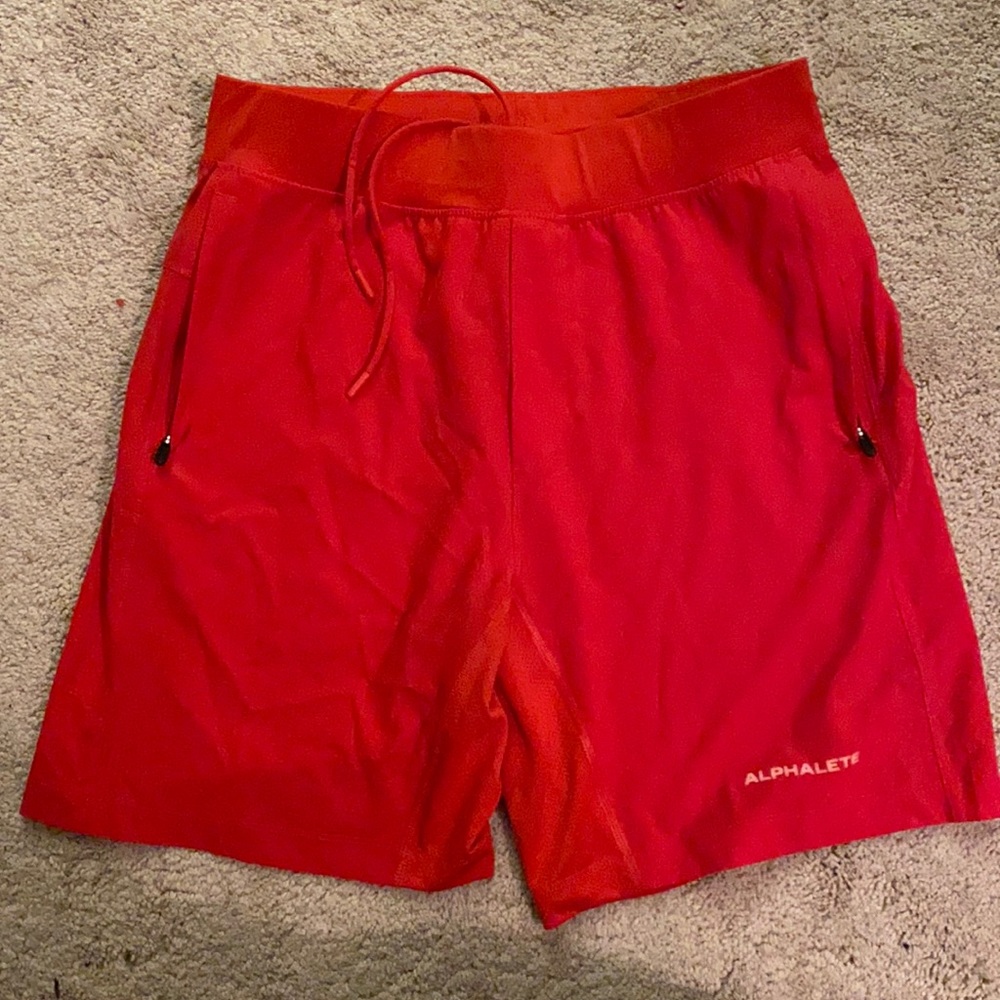 Alphalete Shorts MEDIUM